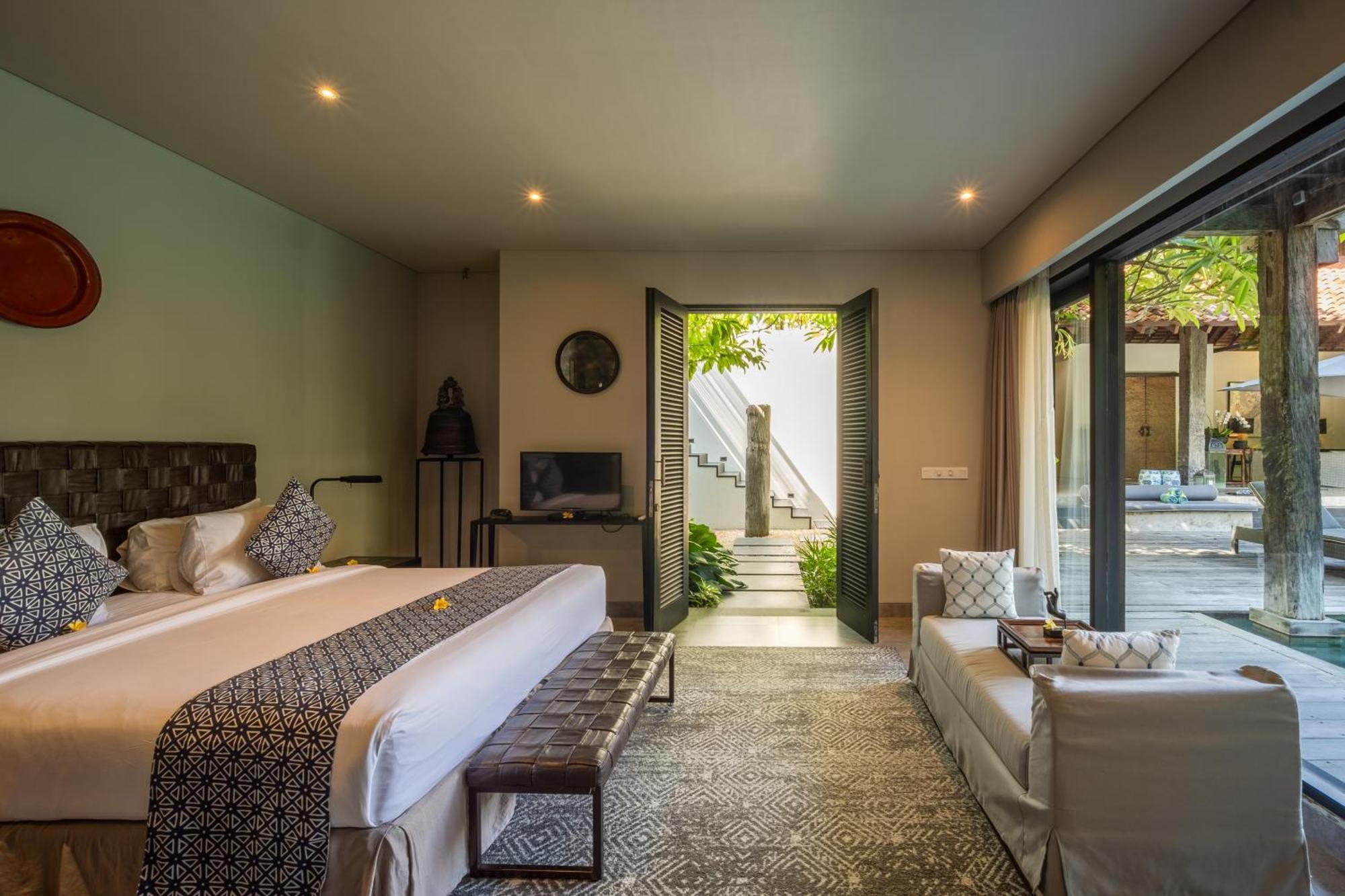 Villa De Suma - Fully Staffed Luxury Villa, Walk To The Beach! Seminyak Buitenkant foto