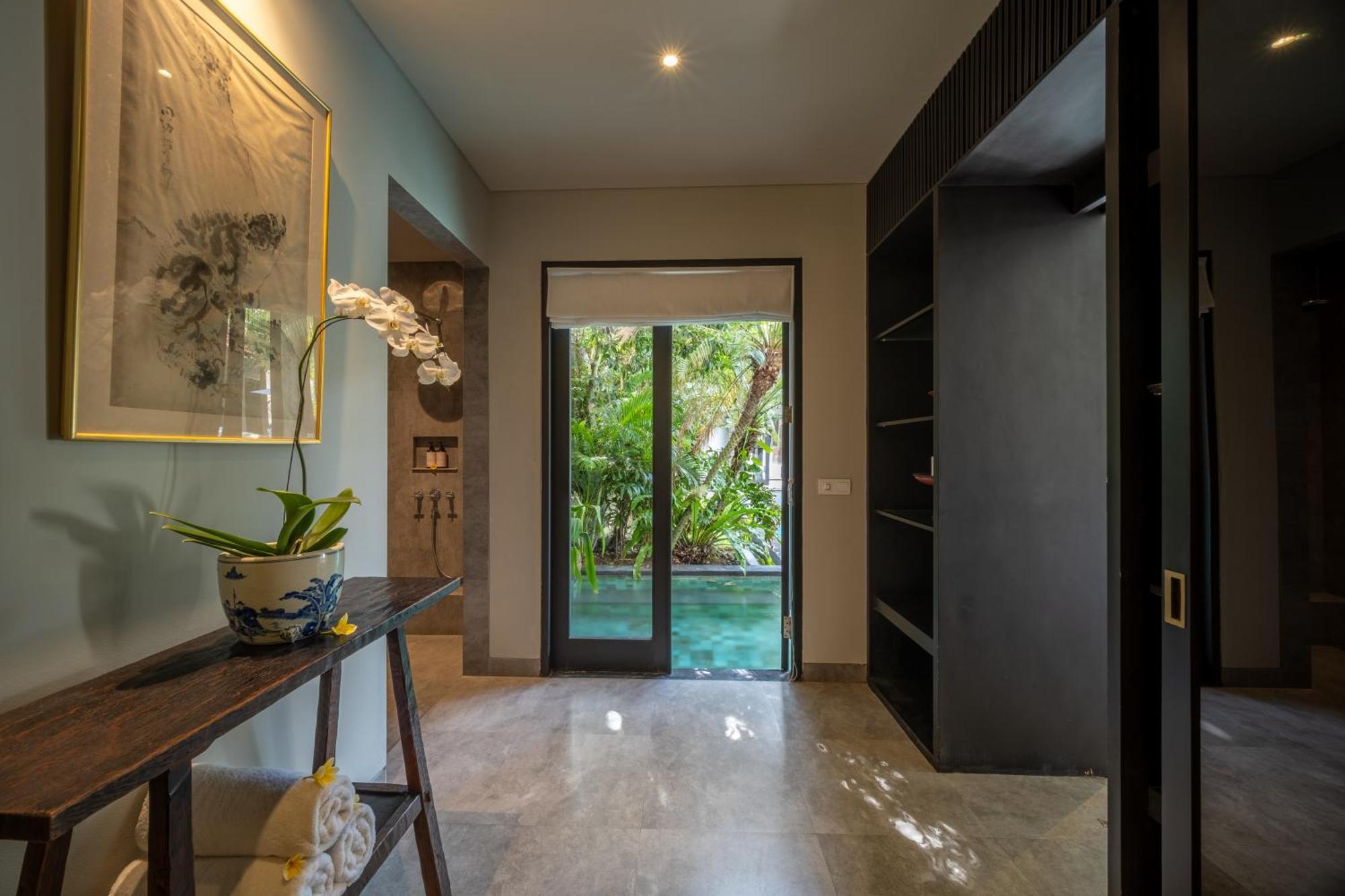 Villa De Suma - Fully Staffed Luxury Villa, Walk To The Beach! Seminyak Buitenkant foto
