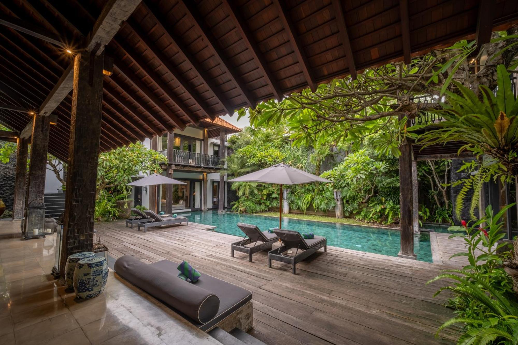 Villa De Suma - Fully Staffed Luxury Villa, Walk To The Beach! Seminyak Buitenkant foto